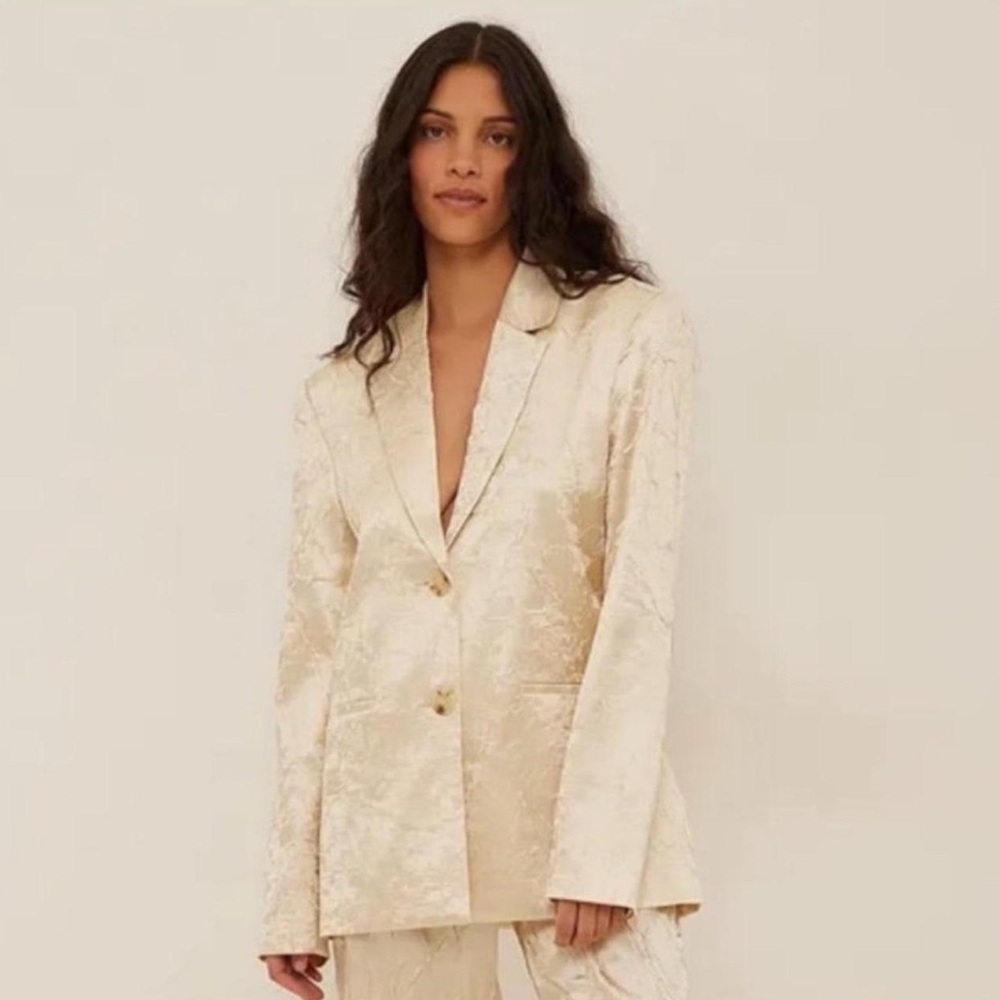 NA-KD Gold Crinkle Satin Suit